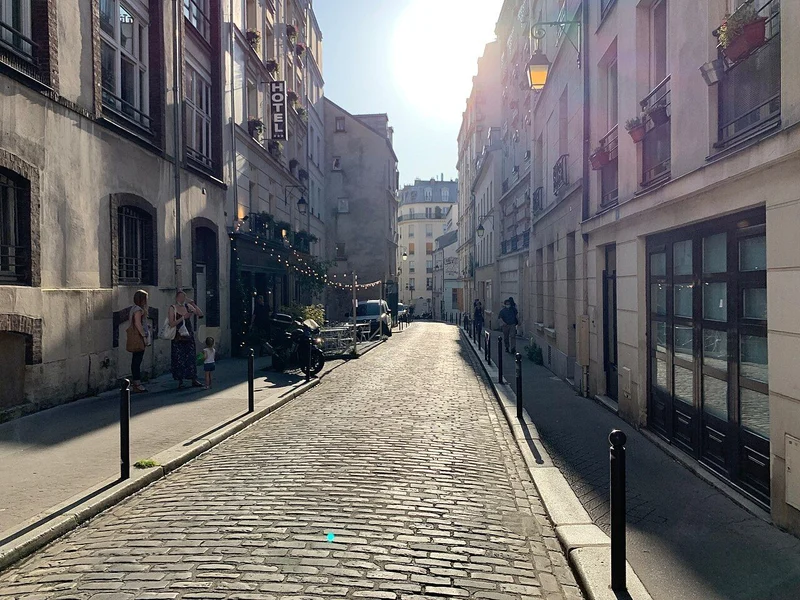Rue des Gobelins, Paris 13th arrondissement; street context, not Hôtel Henriette